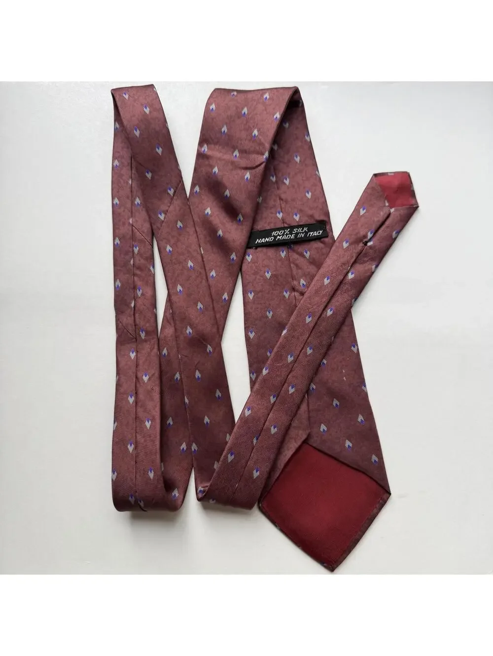Italian Silk Necktie – Burgundy Diamond Pattern. Vintage